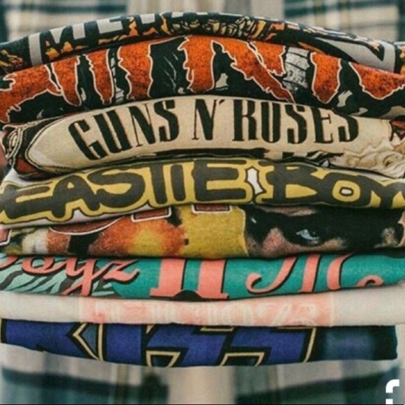 Vintage Other - Surprise Vintage Graphic Tee